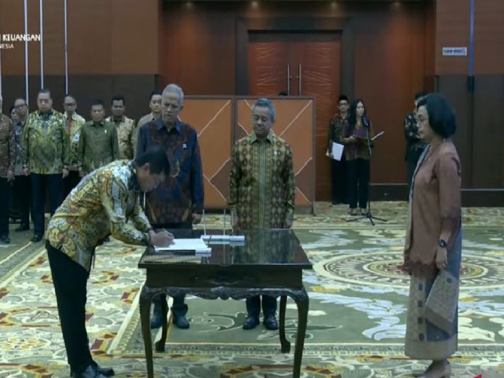 Menteri Sri Mulyani Lantik Dirjen Pajak dan Dirjen Bea Cukai Baru