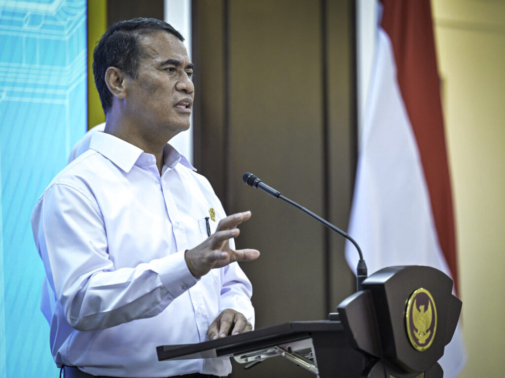 Mentan Andi Amran Sulaiman Laporkan Swasembada Beras Lebih Cepat dari Target Presiden Prabowo