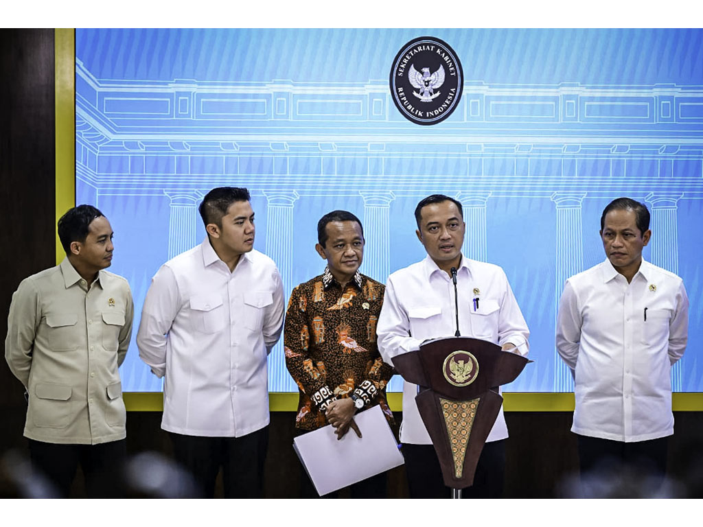 Pemerintah Resmi Cabut IUP Empat Perusahaan Tambang di Raja Ampat