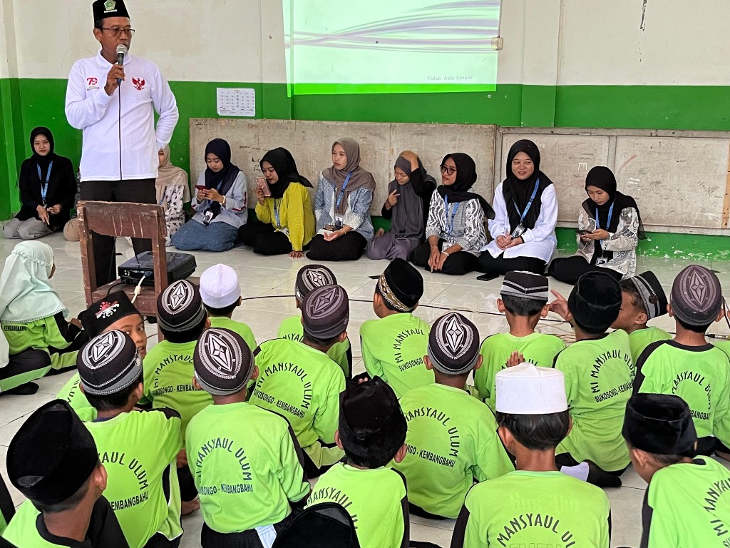 Kolaborasi Kkn 107 UINSA Dengan Mi Mansyaul Ulum: Menciptakan Lingkungan Pendidikan Aman Dan Nyaman Dalam Edukasi Anti Bullyin