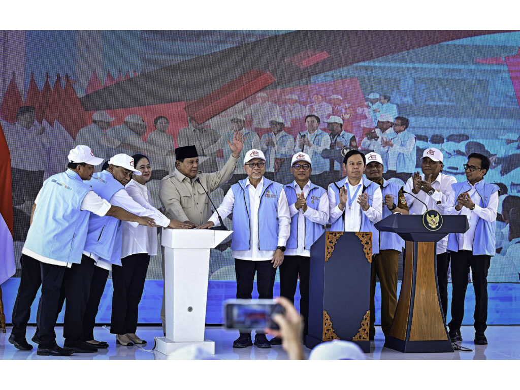 Presiden Prabowo Subianto Resmikan Kelembagaan 80.081 Koperasi Desa dan Kelurahan Merah Putih