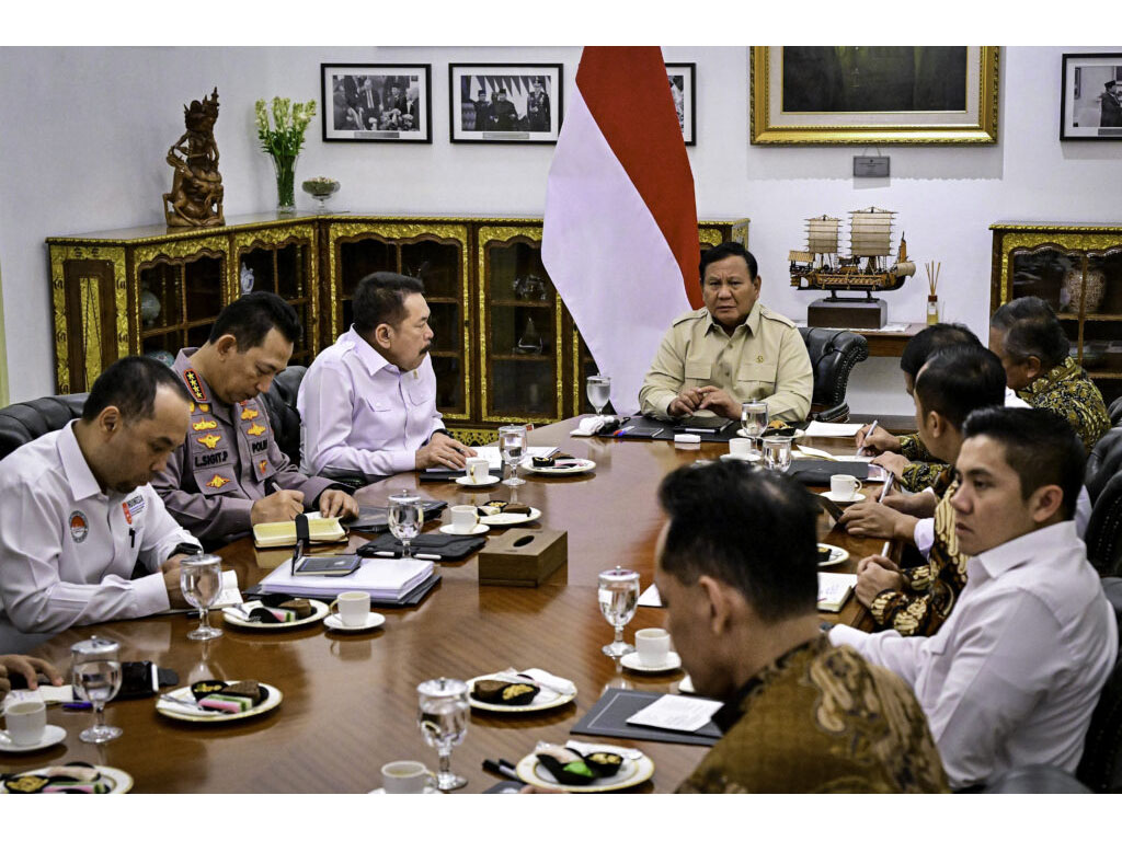 Presiden Prabowo Subianto Perintahkan Tindak Tegas Pelanggaran Standar Beras Premium dan Medium