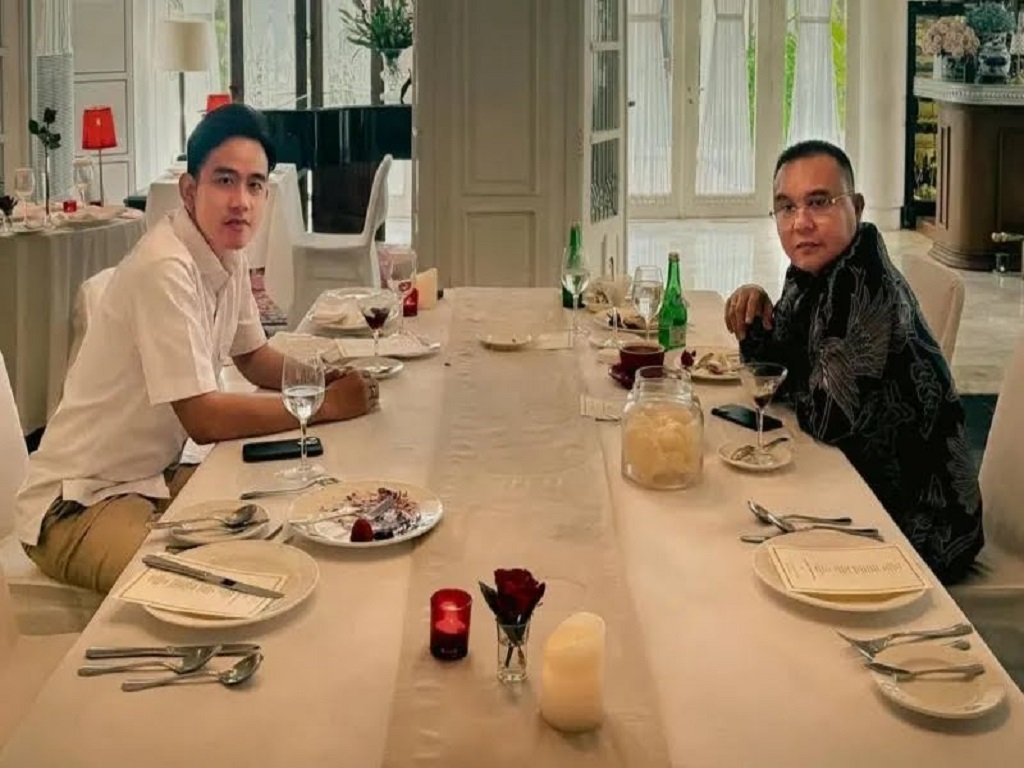 Wapres Gibran Rakabuming Raka Unggah Foto Makan Siang Bersama Wakil Ketua DPR Sufmi Dasco