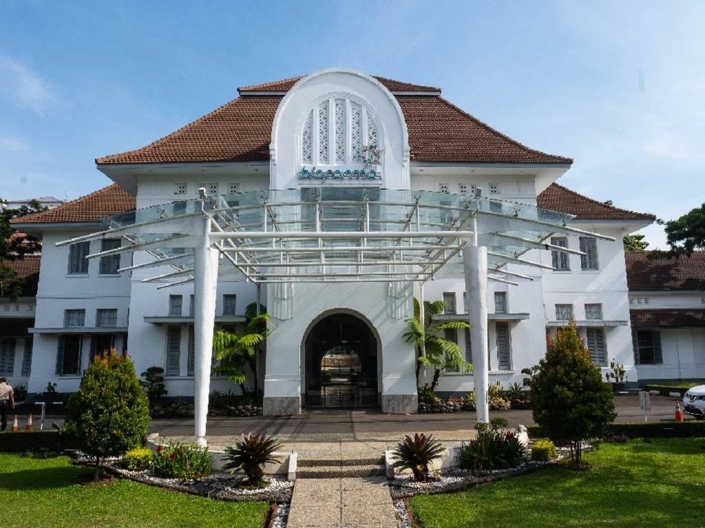 Bio Farma Raih Sertifikat Halal untuk Enoxaparin Sodium, Perkuat Akses Obat Halal di Indonesia