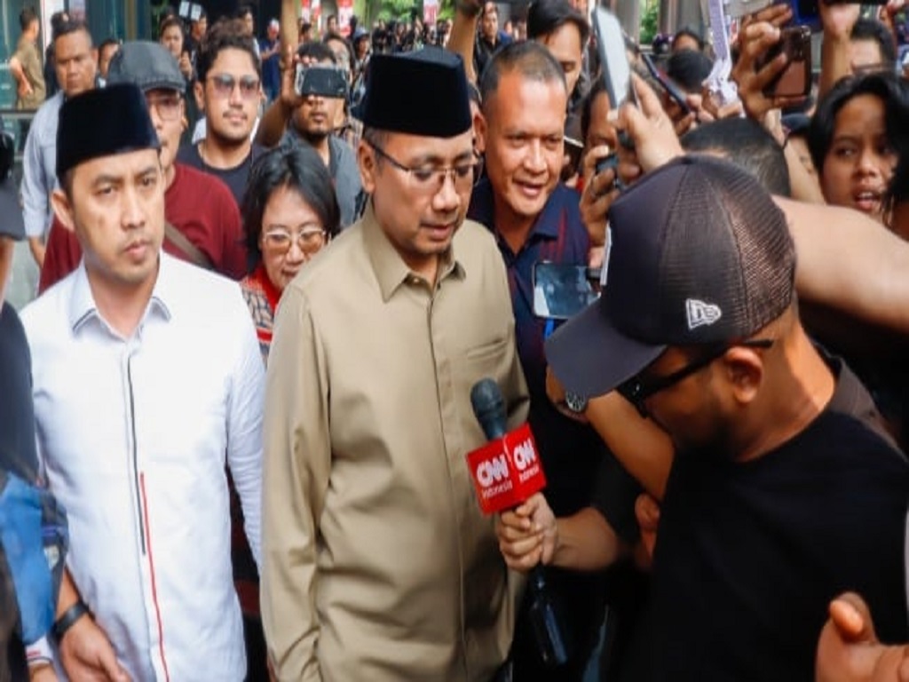 KPK Geledah Rumah Mantan Menteri Agama Gus Yaqut Terkait Korupsi Kuota Haji