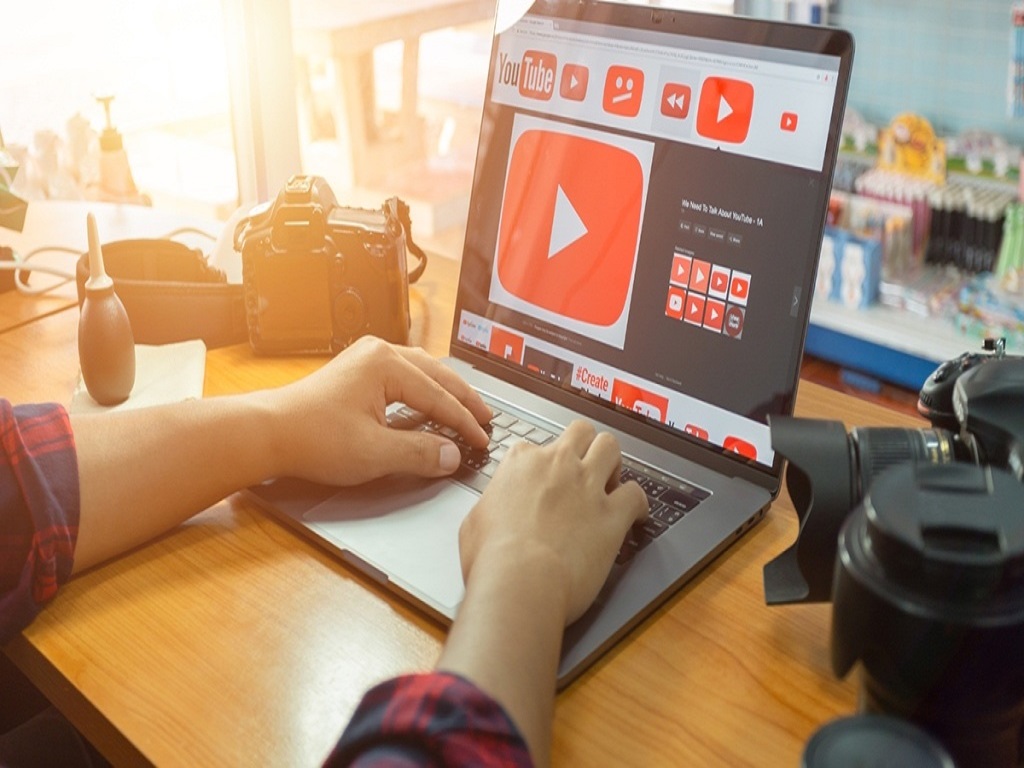 5 Alasan Kenapa Jasa Iklan View YouTube Bisa Bikin Channel Kamu Viral