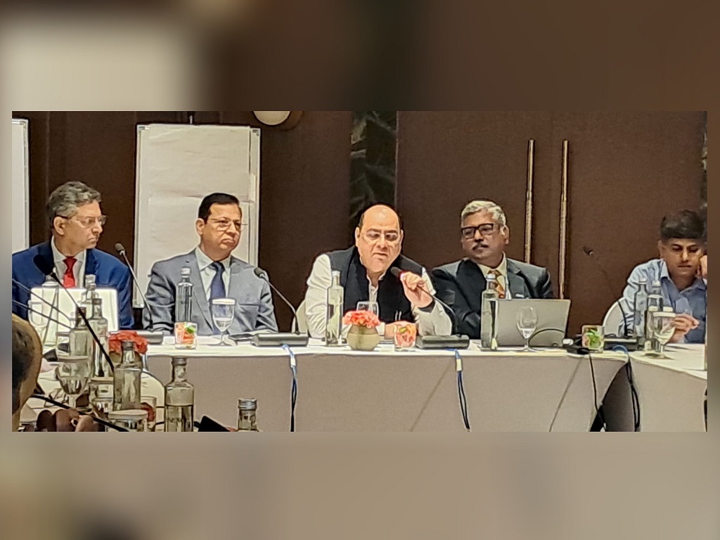 Turut Membentuk Standar Kesehatan Global: Bio Farma dan DCVMN Perkuat Kolaborasi Vaksin Internasional