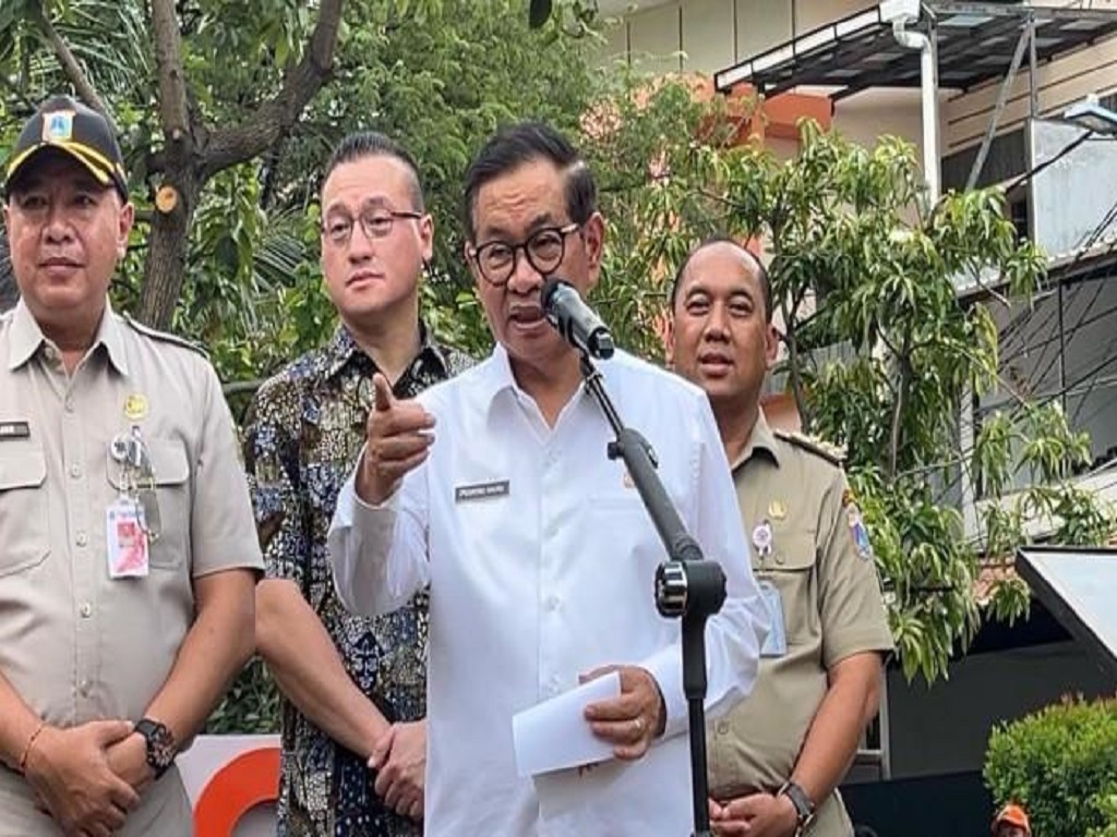 Gubernur Pramono Tegaskan Penertiban Pasar Barito Dilakukan Secara Humanis