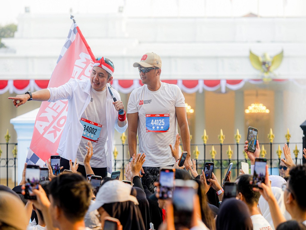 Seskab Teddy Peringati Hari Pahlawan Dengan Tebar Semangat Patriortisme