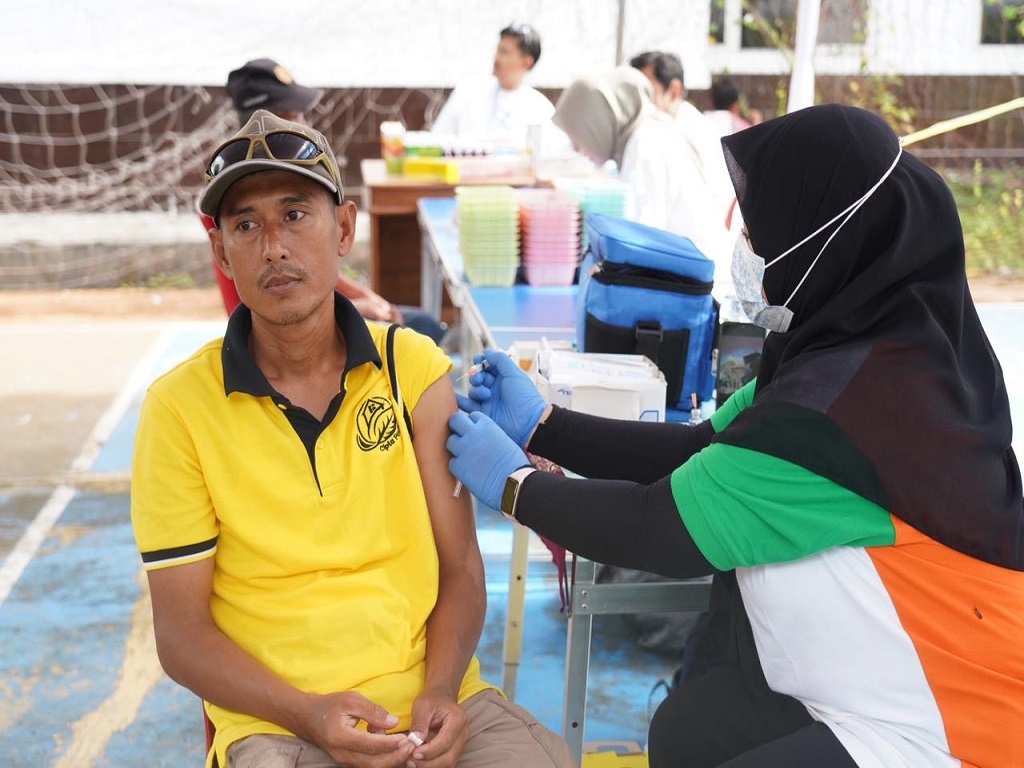 Bio Farma Perkuat Peran BUMN dalam Pembangunan Berkelanjutan melalui Program Pemberdayaan Lingkungan dan Kesehatan Masyarakat Pesisir Karawang