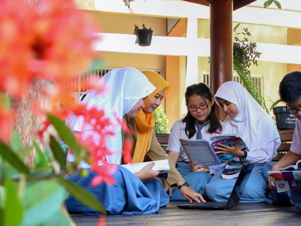 Platform Merdeka Mengajar: Gerbang Transformasi Guru dan Kunci Sukses Kurikulum Merdeka