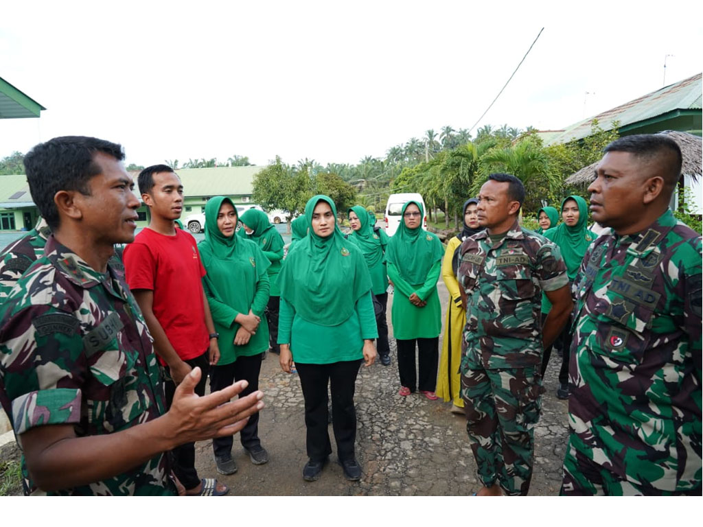 Danrem 011 Lilawangsa Kol Inf Ali Imran Temui Prajurit TNI dan Warga Korban Banjir Bandang di Aceh Tamiang