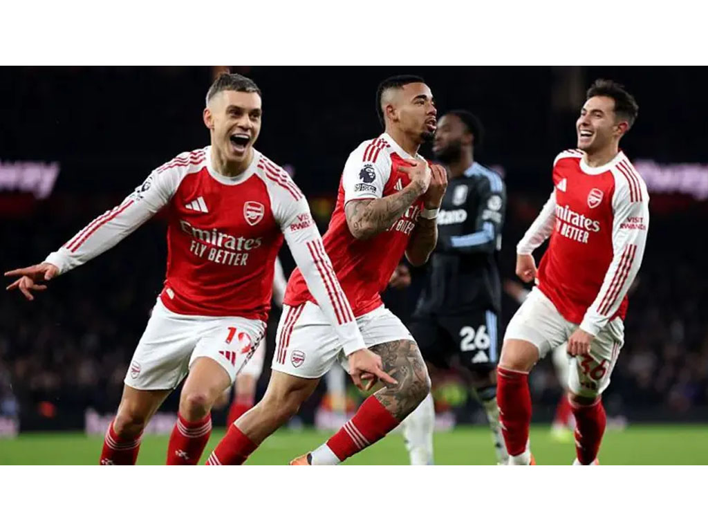 Arsenal Gulung Aston Villa di Liga Premier Inggris