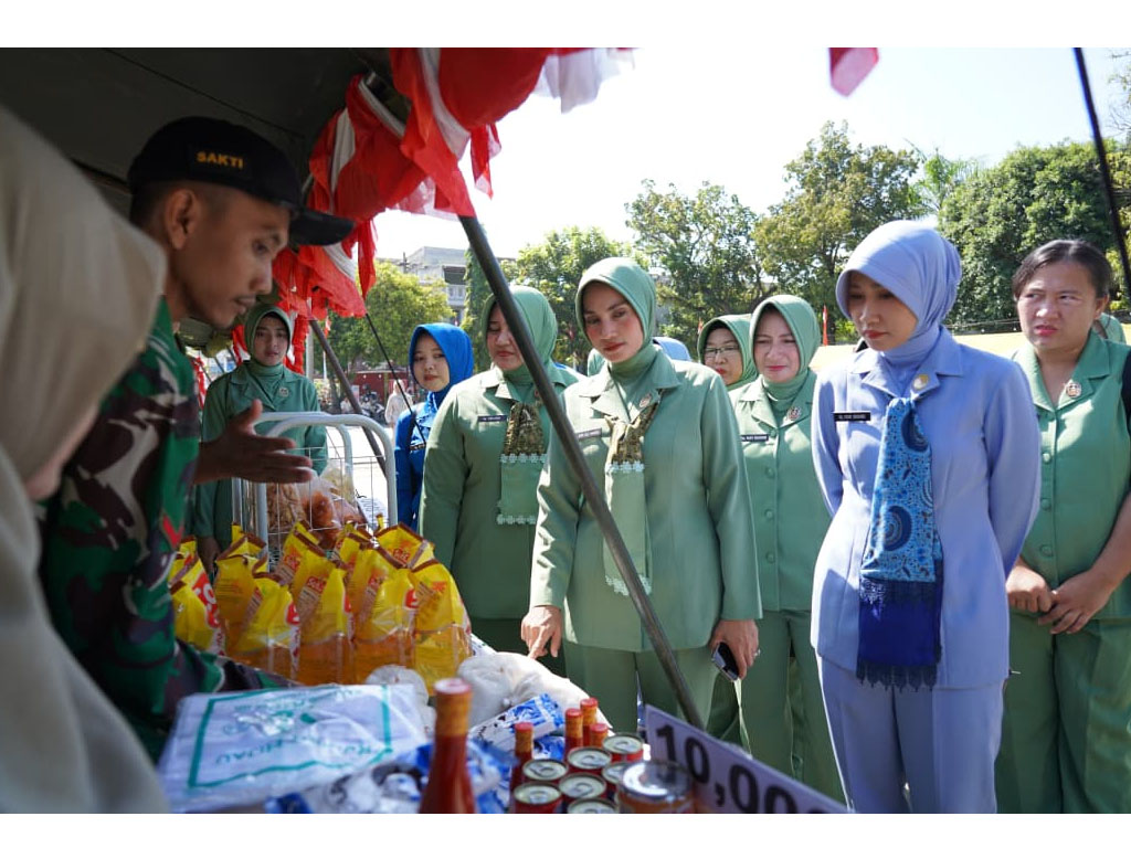 Sambut Idulfitri 1447 H Korem 011 Lilawangsa Aceh Gelar Bazar Murah untuk Bantu Masyarakat