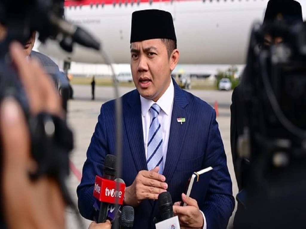 Seskab Teddy Ungkap Keinginan Presiden Prabowo, Sampah Jadi Energi di Kota-Kota Besar