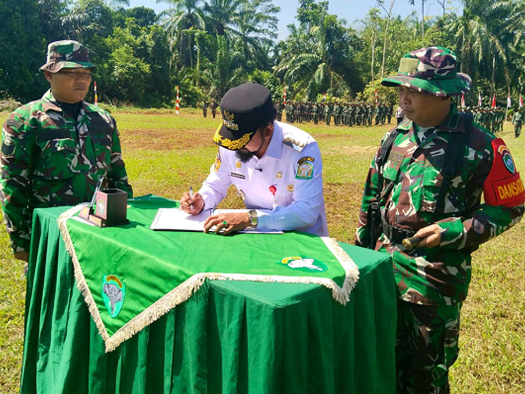Bupati Aceh Timur Iskandar Usman Alfaraky Resmikan TMMD Reguler Ke-128 Kodim 0104 Aceh Timur