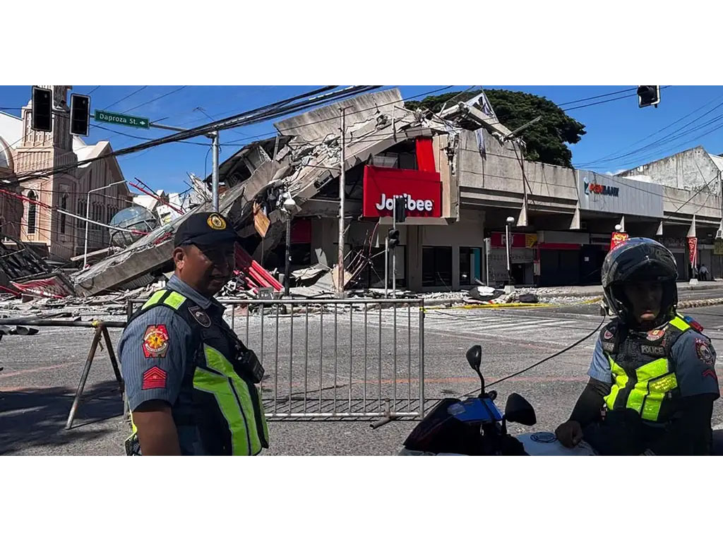 Gempa 7,8 M di Filipina Picu Peringatan Tsunami di Indonesia