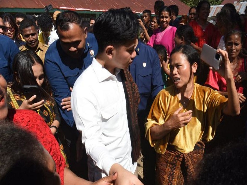 Wapres Gibran: Pemerintah Prioritaskan Revitalisasi Sekolah 3T di Ende NTT