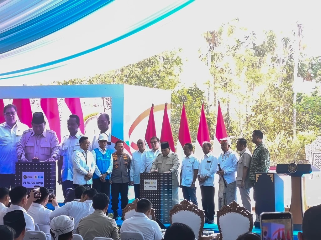 Prabowo Resmikan Program PLTS 1000 GWp Tahap Pertama di Jembrana, Bali